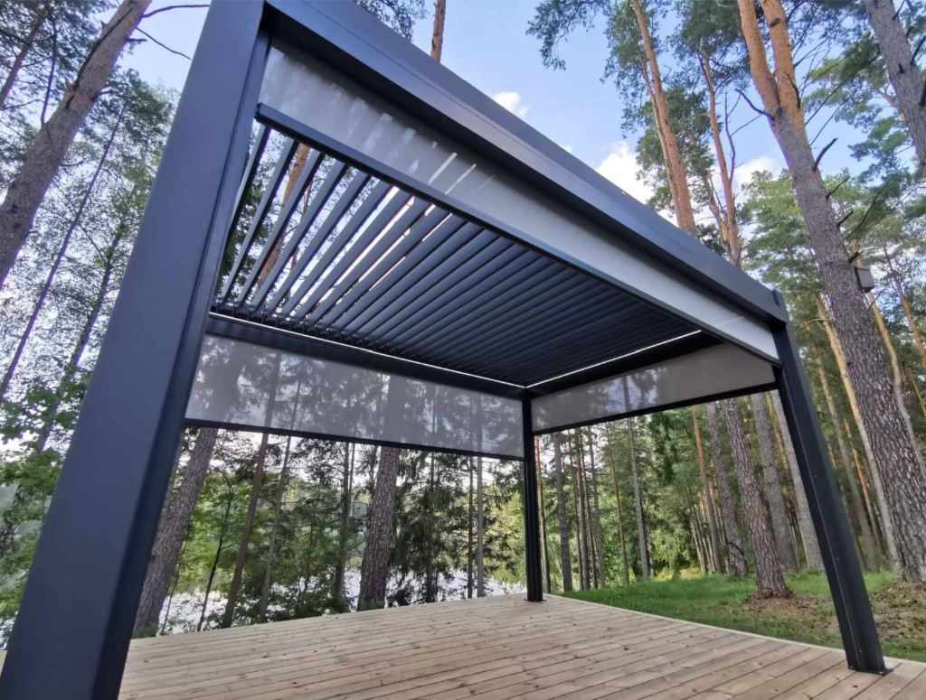 VERANO pergola ar ziip audumu mežā